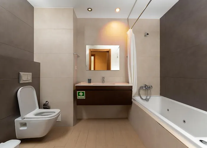 Sol & Rocha Prime 203